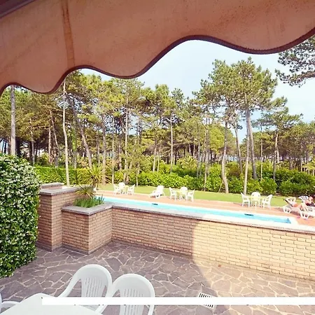 アパート Lignano Sea Front With Pool *