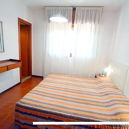 Διαμέρισμα Lignano Sea Front With Pool *